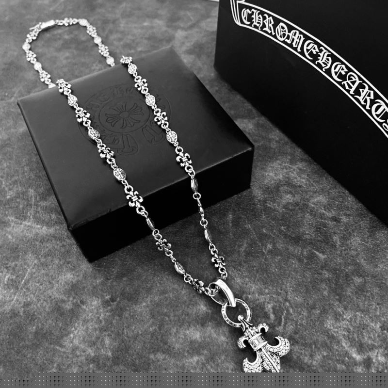 Ch**me He**ts necklaces